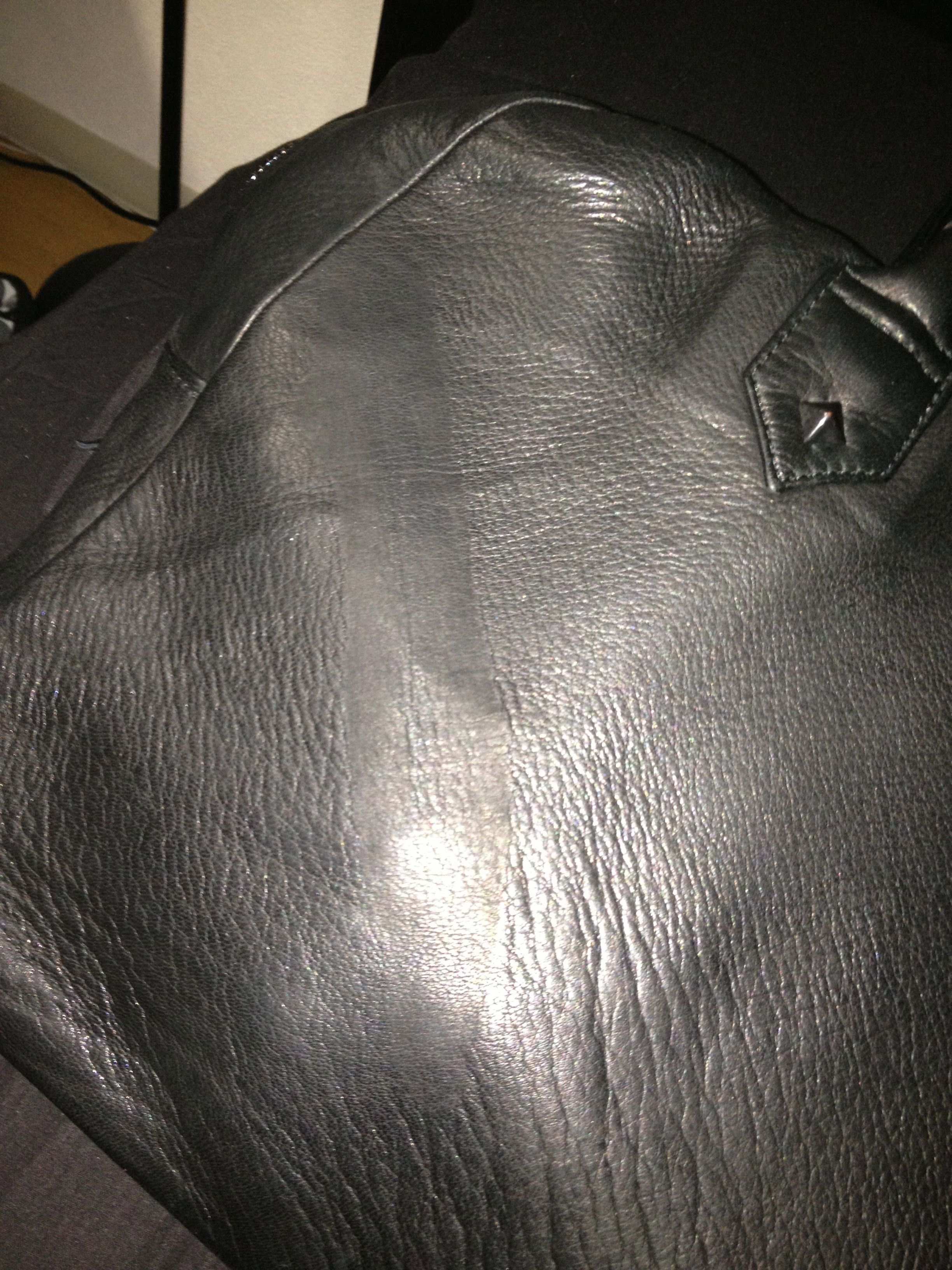 [バッグ・鞄] ディアスキンボストンバックに型が付いてしまいました 